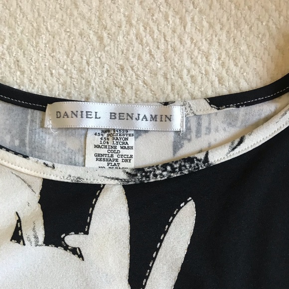 Floral top - Picture 5 of 5